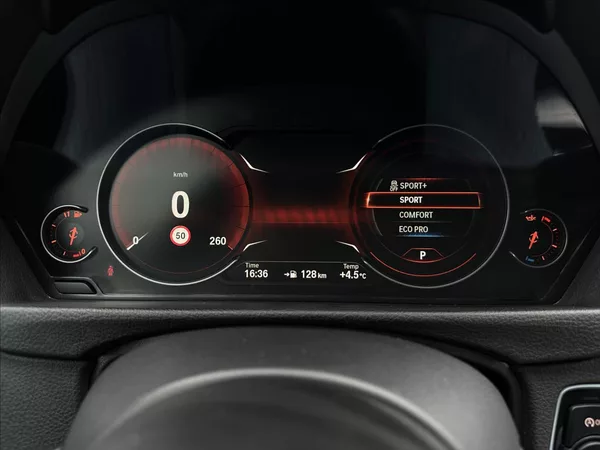 BMW Řada 3 330d GT M-Paket xDrive - foto 24