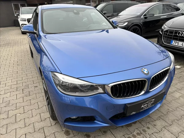 BMW Řada 3 330d GT M-Paket xDrive - foto 3
