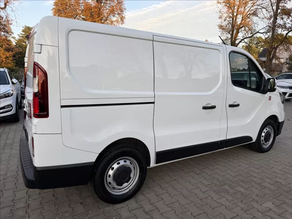 Renault Trafic L1H1 Red - foto 5