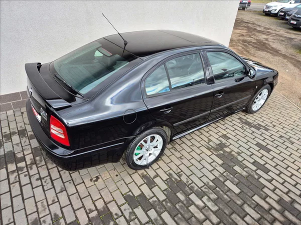 Škoda Octavia 1,8 Turbo RS 163T/Km !! - foto 7