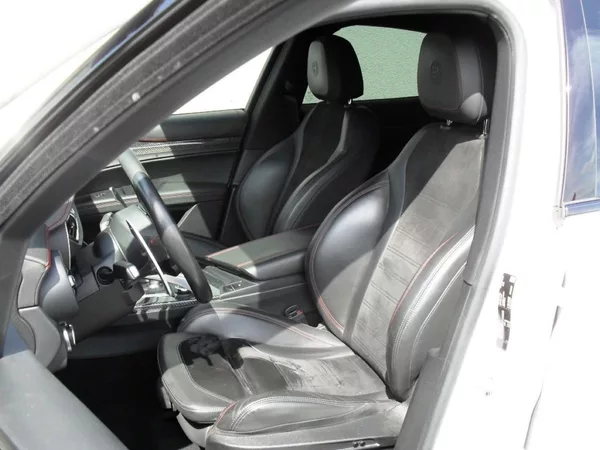 Alfa Romeo Stelvio 2,9 Bi-Turbo V6 Quadrifoglio - foto 13