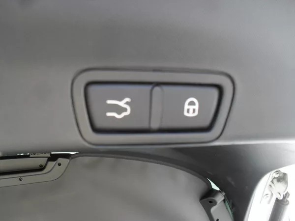 Alfa Romeo Stelvio 2,9 Bi-Turbo V6 Quadrifoglio - foto 17