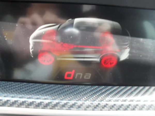 Alfa Romeo Stelvio 2,9 Bi-Turbo V6 Quadrifoglio - foto 25