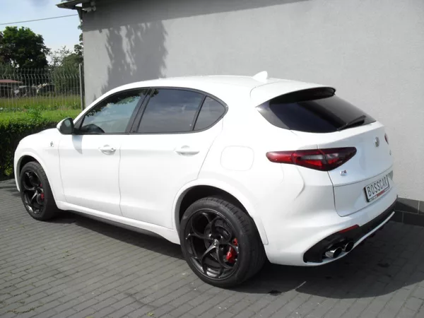 Alfa Romeo Stelvio 2,9 Bi-Turbo V6 Quadrifoglio - foto 3