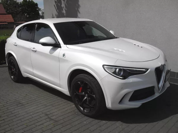 Alfa Romeo Stelvio 2,9 Bi-Turbo V6 Quadrifoglio - foto 7