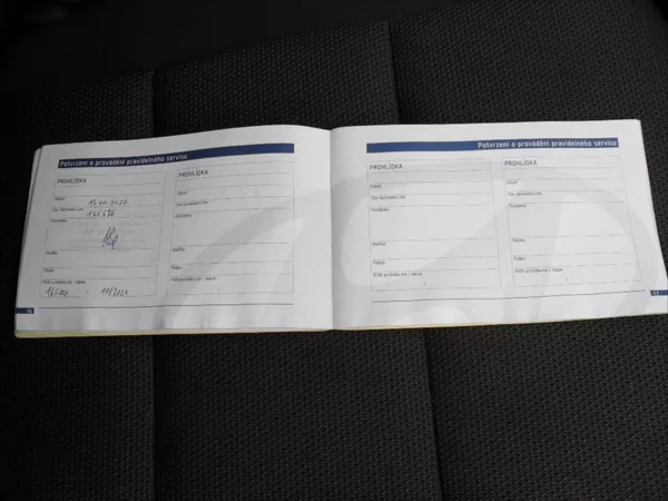 Hyundai Santa Fe 2,2 CRDi Premium 4WD Manuál!! - foto 32