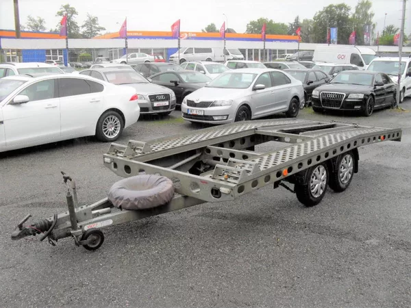 Vapp PAV 2,5T auto přepravník