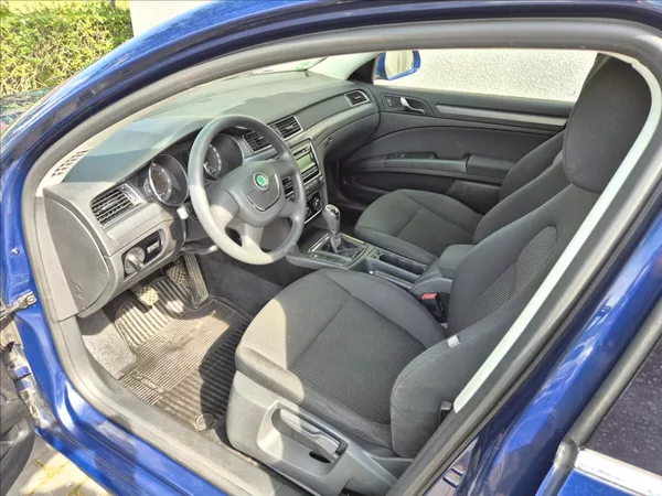 Škoda Superb 1,4 TSi 92Kw Klima ESP PDC - foto 12