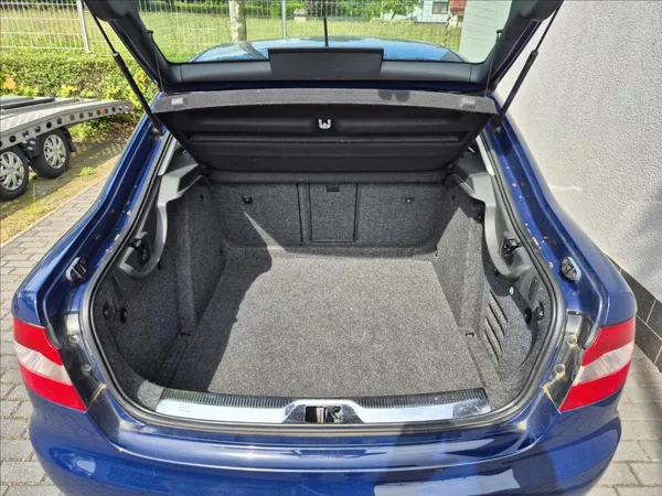 Škoda Superb 1,4 TSi 92Kw Klima ESP PDC - foto 18