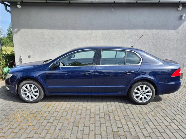 Škoda Superb 1,4 TSi 92Kw Klima ESP PDC - foto 3