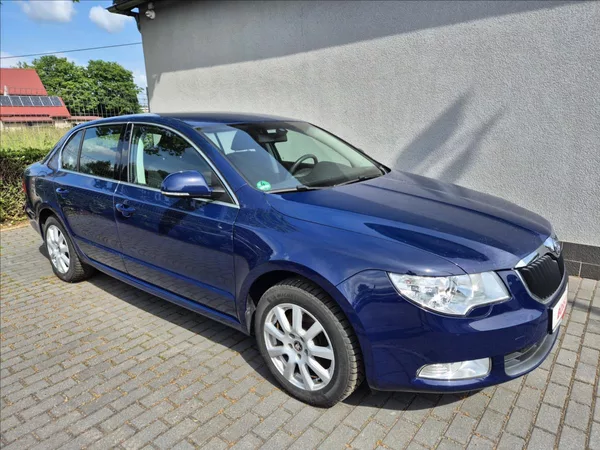 Škoda Superb 1,4 TSi 92Kw Klima ESP PDC - foto 9