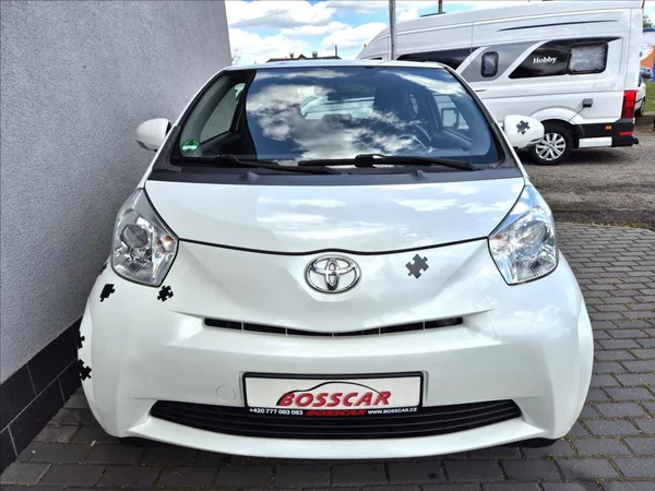 Toyota iQ 1,0 i 50Kw Klima Webasto ALU - foto 10