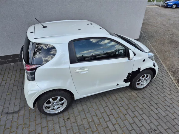 Toyota iQ 1,0 i 50Kw Klima Webasto ALU - foto 7