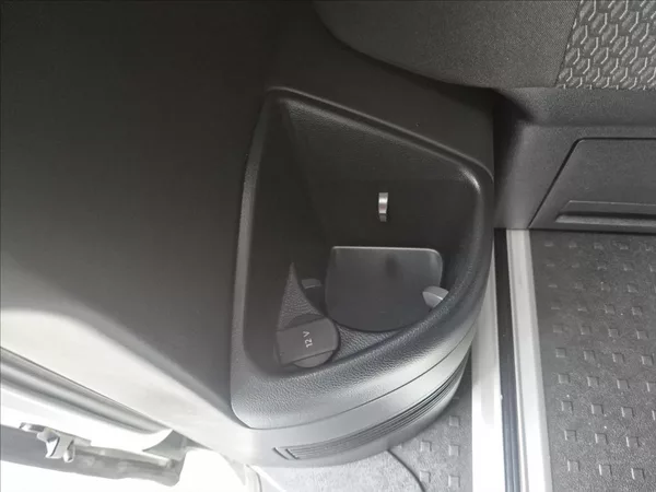 Volkswagen Multivan 2,0 TDI DSG 110Kw Webasto - foto 22