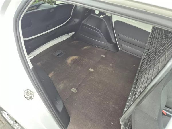 Volkswagen up! 1,0 i 5 Dv. Load Užitk. Klima - foto 17