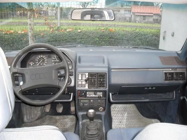 Audi 100 2,3 E 100Kw Velmi zachovalá!! - foto 18