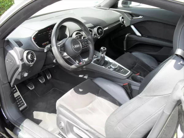 Audi TT 2,0 TDI Ultra 135Kw S-Line LED - foto 11