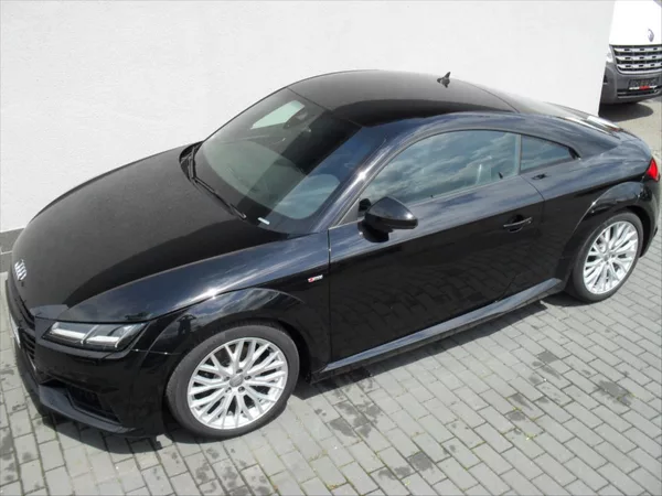 Audi TT 2,0 TDI Ultra 135Kw S-Line LED - foto 2