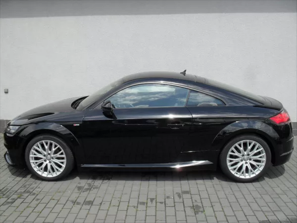 Audi TT 2,0 TDI Ultra 135Kw S-Line LED - foto 3