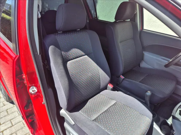Daihatsu Sirion 1,0 i 51Kw Klima ALU - foto 20