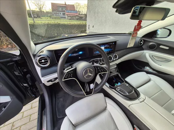 Mercedes-Benz Třídy E 3,0 400d All-Terrain 4MATIC - foto 12