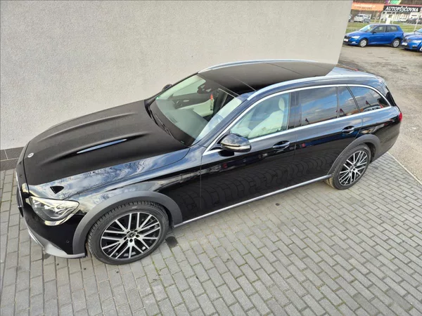 Mercedes-Benz Třídy E 3,0 400d All-Terrain 4MATIC - foto 2