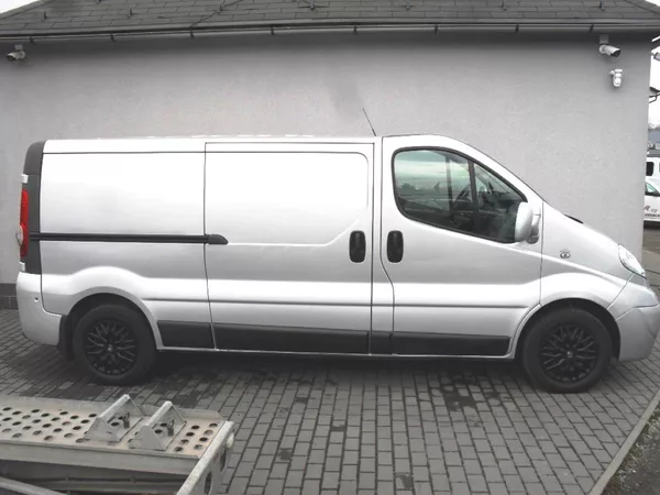 Opel Vivaro 2,0 CDTI 84kw L2 Long 2x šoup. - foto 7