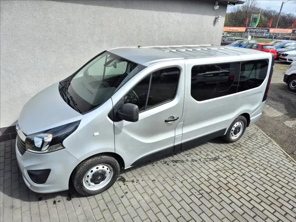 Opel Vivaro 1,6 CDTi 8 9 Míst TZ Tempomat - foto 2