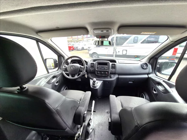 Opel Vivaro 1,6 CDTi 8 9 Míst TZ Tempomat - foto 21