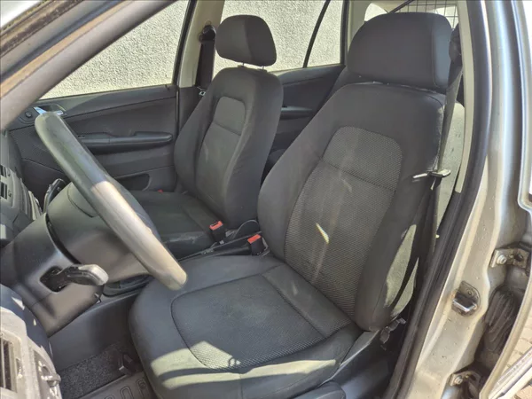Škoda Fabia 1,4 i 16V Combi Klima 2xAirbag - foto 13