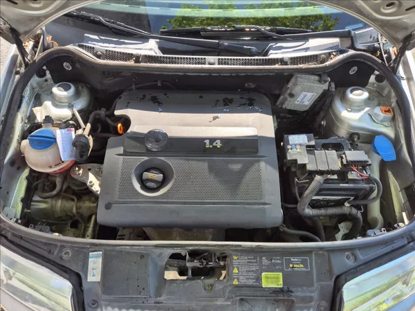 Škoda Fabia 1,4 i 16V Combi Klima 2xAirbag - foto 24