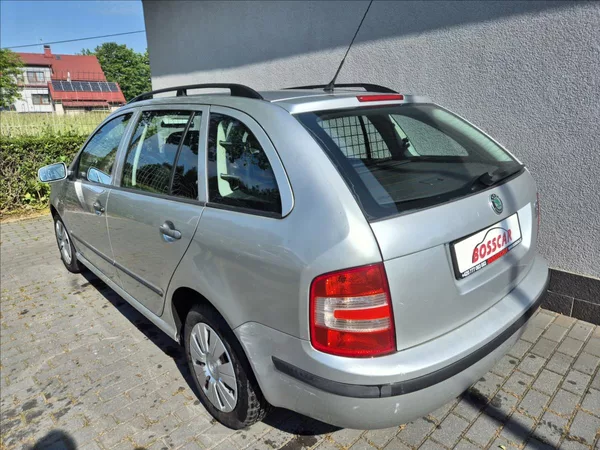 Škoda Fabia 1,4 i 16V Combi Klima 2xAirbag - foto 4