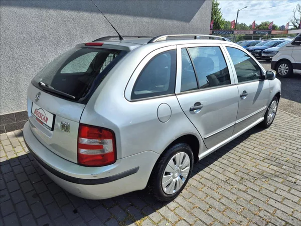Škoda Fabia 1,4 i 16V Combi Klima 2xAirbag - foto 6