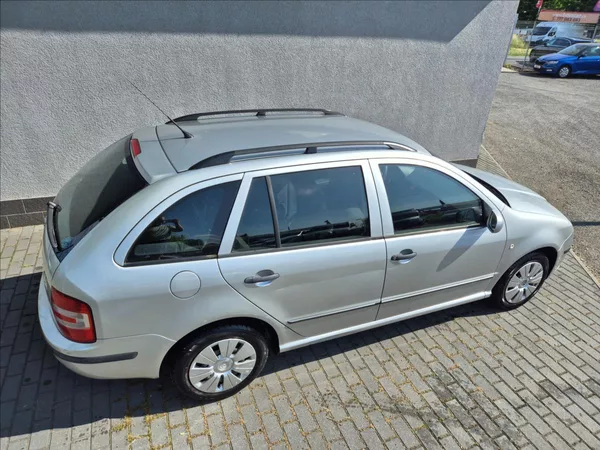 Škoda Fabia 1,4 i 16V Combi Klima 2xAirbag - foto 7