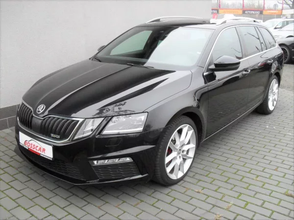 Škoda Octavia 2,0 RS 4x4 DSG LED Panoram DPH