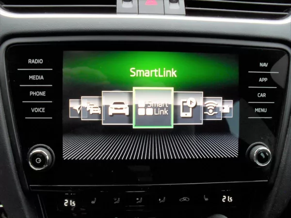 Škoda Octavia 2,0 RS 4x4 DSG LED Panoram DPH - foto 25