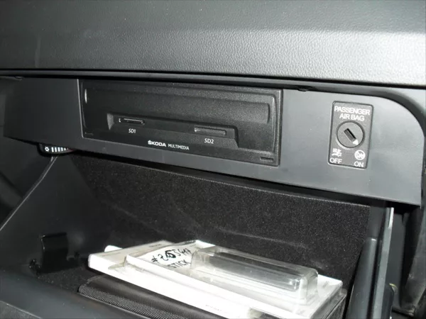 Škoda Octavia 2,0 RS 4x4 DSG LED Panoram DPH - foto 29