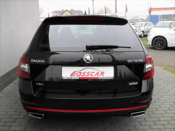 Škoda Octavia 2,0 RS 4x4 DSG LED Panoram DPH - foto 4