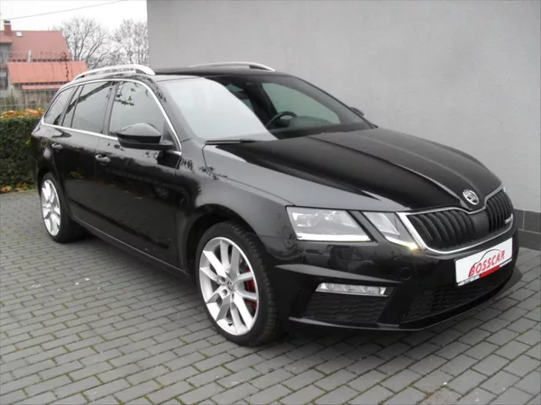 Škoda Octavia 2,0 RS 4x4 DSG LED Panoram DPH - foto 7