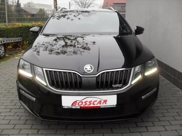 Škoda Octavia 2,0 RS 4x4 DSG LED Panoram DPH - foto 8