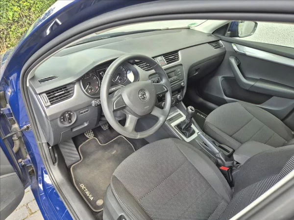 Škoda Octavia 1,2 TSI III Combi Klima Tempom - foto 12