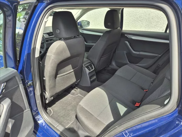 Škoda Octavia 1,2 TSI III Combi Klima Tempom - foto 14