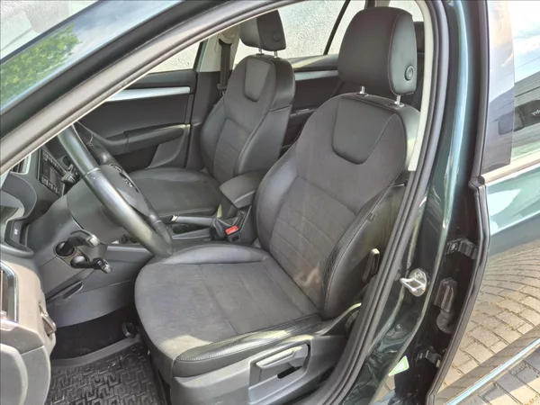 Škoda Octavia 2,0 TDI 110Kw El.Kufr Webasto! - foto 13