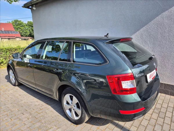 Škoda Octavia 2,0 TDI 110Kw El.Kufr Webasto! - foto 4