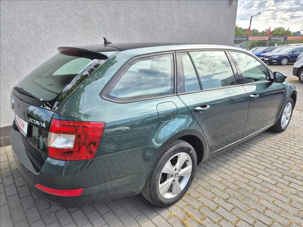 Škoda Octavia 2,0 TDI 110Kw El.Kufr Webasto! - foto 6