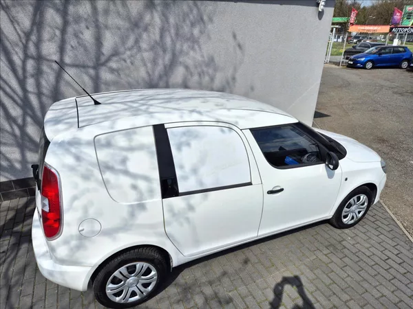 Škoda Praktik 1,6 TDI Facelift Klima ESP!! - foto 7