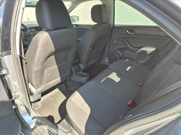 Škoda Rapid 1,2 TSi Klima Tempomat Alu TZ - foto 15