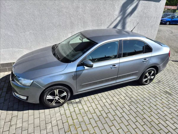 Škoda Rapid 1,2 TSi Klima Tempomat Alu TZ - foto 2