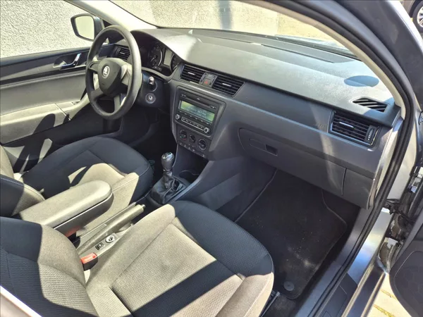 Škoda Rapid 1,2 TSi Klima Tempomat Alu TZ - foto 22