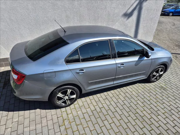 Škoda Rapid 1,2 TSi Klima Tempomat Alu TZ - foto 7